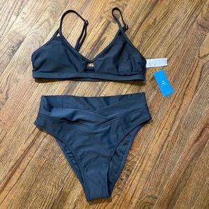 Cupshe dark grey bikini